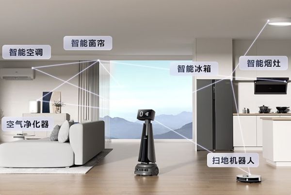 美的首款家庭服务机器人小惟上线 内置投影仪，售价32999元，开启智能家庭消费新纪元